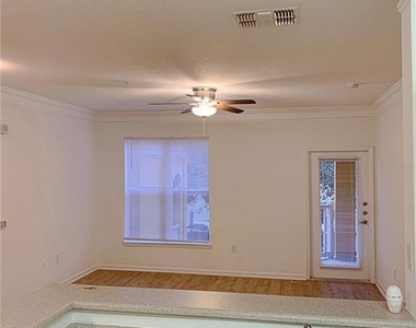 8848 Villa View Circle - Photo Thumbnail 8