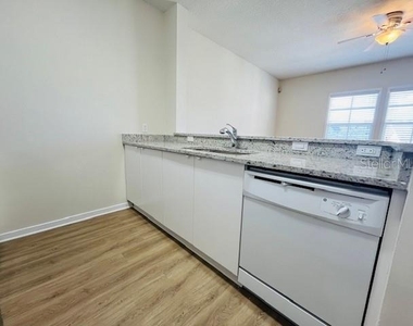 606 Market Street - Photo Thumbnail 8