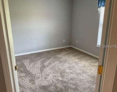 4921 Nw 33rd Lane - Photo Thumbnail 16