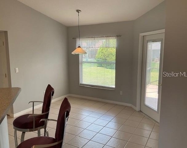4921 Nw 33rd Lane - Photo Thumbnail 12