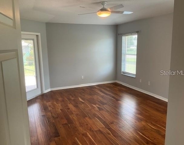 4921 Nw 33rd Lane - Photo Thumbnail 13