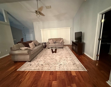 4921 Nw 33rd Lane - Photo Thumbnail 22