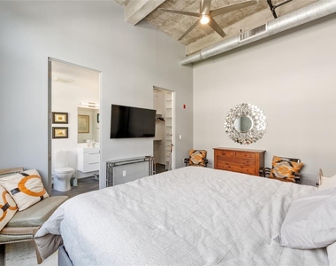 302 Se Broadway Street - Photo Thumbnail 19
