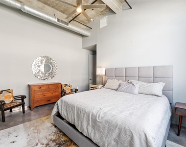 302 Se Broadway Street - Photo Thumbnail 18