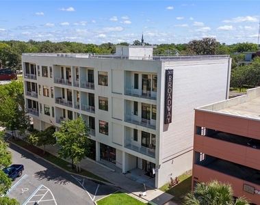 302 Se Broadway Street - Photo Thumbnail 33