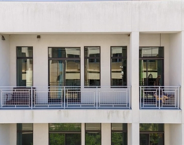 302 Se Broadway Street - Photo Thumbnail 34