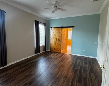 8821 Sw 82nd Court Road - Photo Thumbnail 4