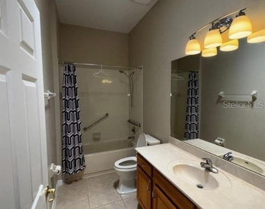 8821 Sw 82nd Court Road - Photo Thumbnail 16