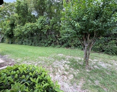 101 Grand Plaza Drive - Photo Thumbnail 12