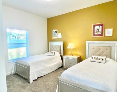 8955 Cabot Cliffs Drive - Photo Thumbnail 9