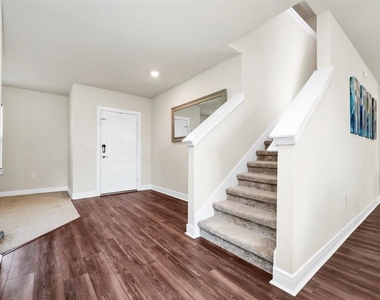 5433 Keaton Springs Drive - Photo Thumbnail 9