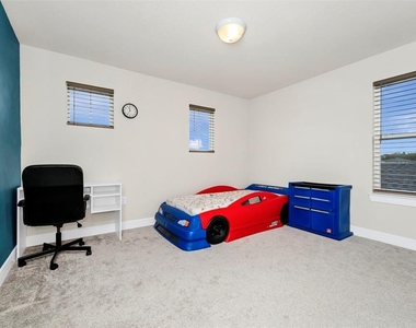 5433 Keaton Springs Drive - Photo Thumbnail 24