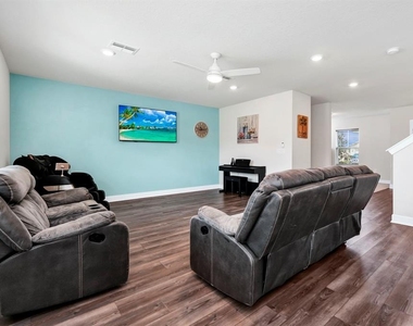 5433 Keaton Springs Drive - Photo Thumbnail 12