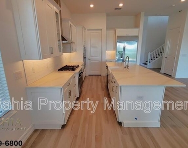 1074 Seagrape Drive - Photo Thumbnail 10