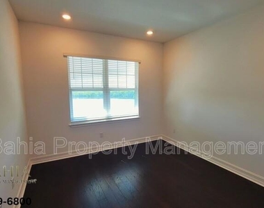 1074 Seagrape Drive - Photo Thumbnail 33
