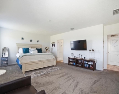 4980 Four Strand Court - Photo Thumbnail 11