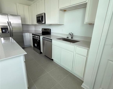 6029 Zen Way - Photo Thumbnail 6