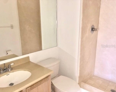 1336 Fairway Drive - Photo Thumbnail 18