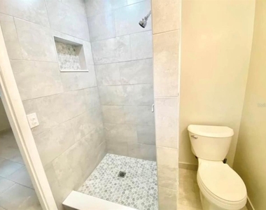 604 Patrick Avenue - Photo Thumbnail 9