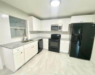 604 Patrick Avenue - Photo Thumbnail 1