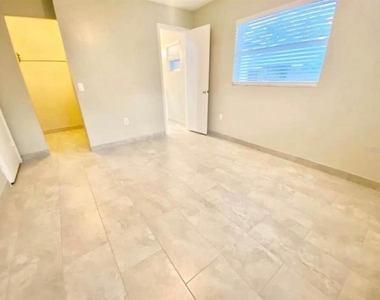604 Patrick Avenue - Photo Thumbnail 5