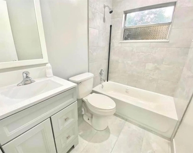 604 Patrick Avenue - Photo Thumbnail 7