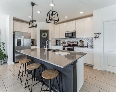 1143 James Paul Road - Photo Thumbnail 5