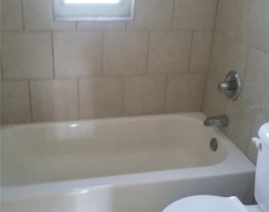 1710 S Washington Avenue - Photo Thumbnail 9