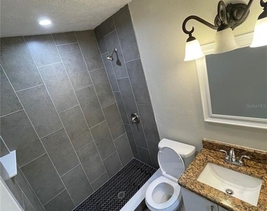 1658 Hempel Avenue - Photo Thumbnail 15