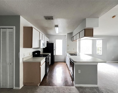 8710 Rain Forest Place - Photo Thumbnail 5