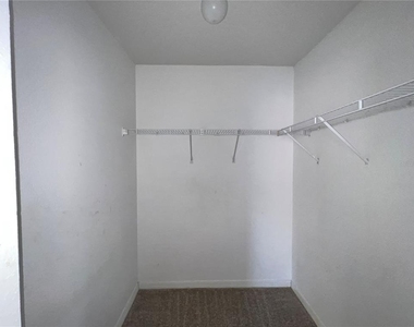 8710 Rain Forest Place - Photo Thumbnail 21