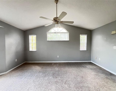 8710 Rain Forest Place - Photo Thumbnail 9