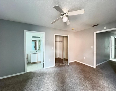 8710 Rain Forest Place - Photo Thumbnail 25