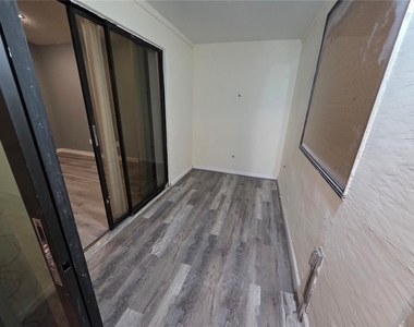 2371 Piedmont Lakes Boulevard - Photo Thumbnail 26