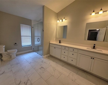 2371 Piedmont Lakes Boulevard - Photo Thumbnail 15