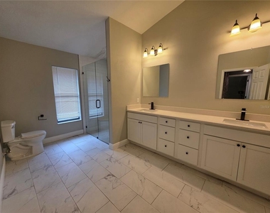 2371 Piedmont Lakes Boulevard - Photo Thumbnail 16