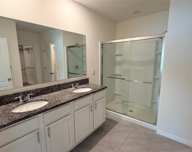2916 Sunridge Loop - Photo Thumbnail 5