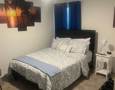 815 Ofanto Way - Photo Thumbnail 11