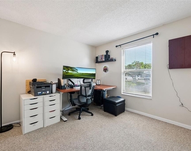 2258 Coach House Boulevard - Photo Thumbnail 12