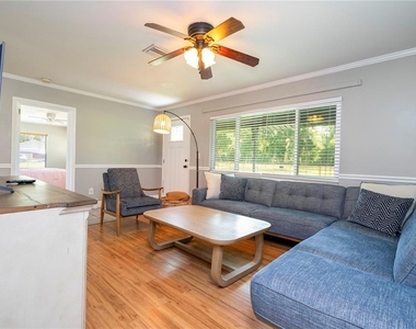 196 Nw 100th Avenue - Photo Thumbnail 12