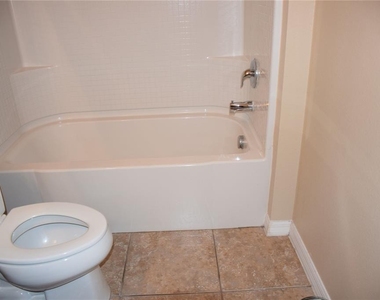 1516 Scarlet Oak Loop - Photo Thumbnail 13