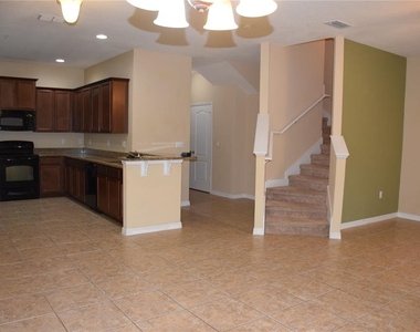 1516 Scarlet Oak Loop - Photo Thumbnail 5