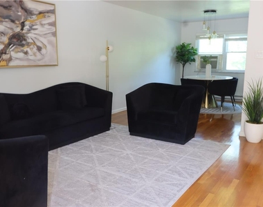 649 Front Street - Photo Thumbnail 6