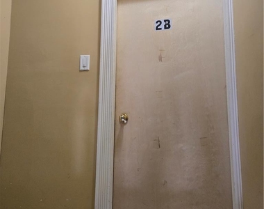 328 N 9th Street - Photo Thumbnail 6