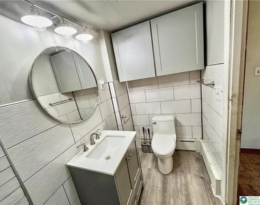 1022 S 10th Street - Photo Thumbnail 8