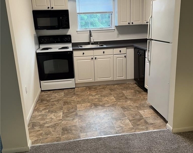 511 Prospect Avenue - Photo Thumbnail 2