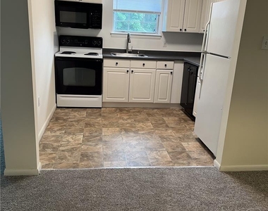511 Prospect Avenue - Photo Thumbnail 9