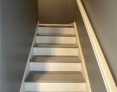 220 7th Street - Photo Thumbnail 12