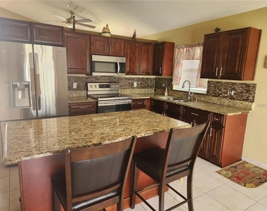 2483 Shelby Circle - Photo Thumbnail 13