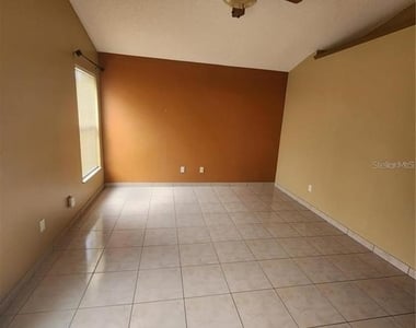 2483 Shelby Circle - Photo Thumbnail 18